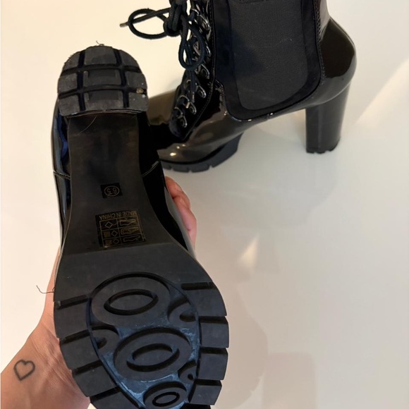 Fashion Nova Black Booties SIZE 6.5 - Picture 3 of 5